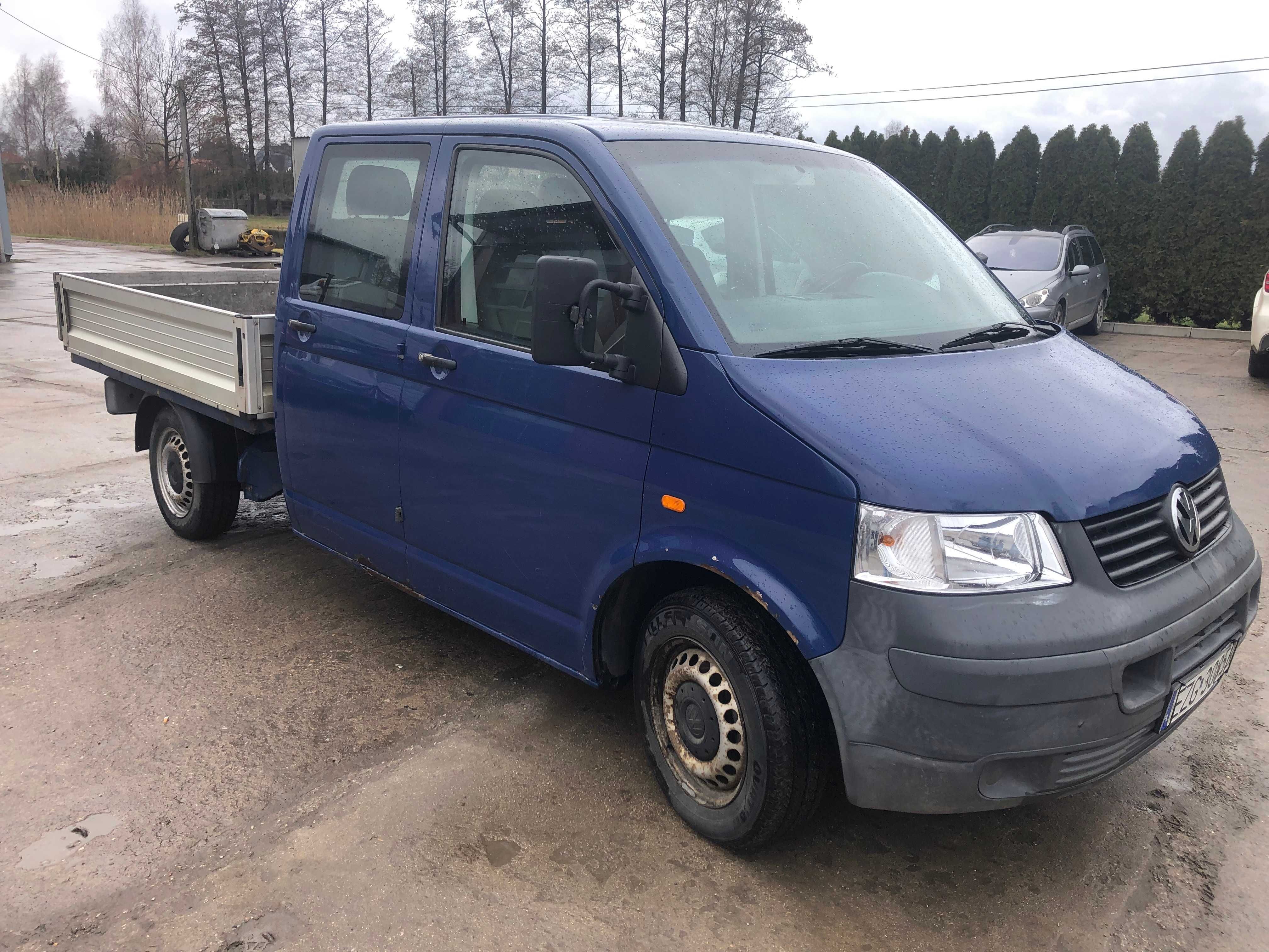 Volkswagen  Transporter T5 2004