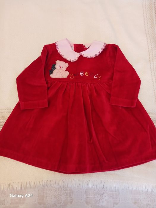 Дитяче плаття підійде на 4-6місяців