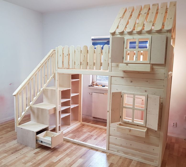 Łóżko piętrowe drewniane niemalowane z antresolą