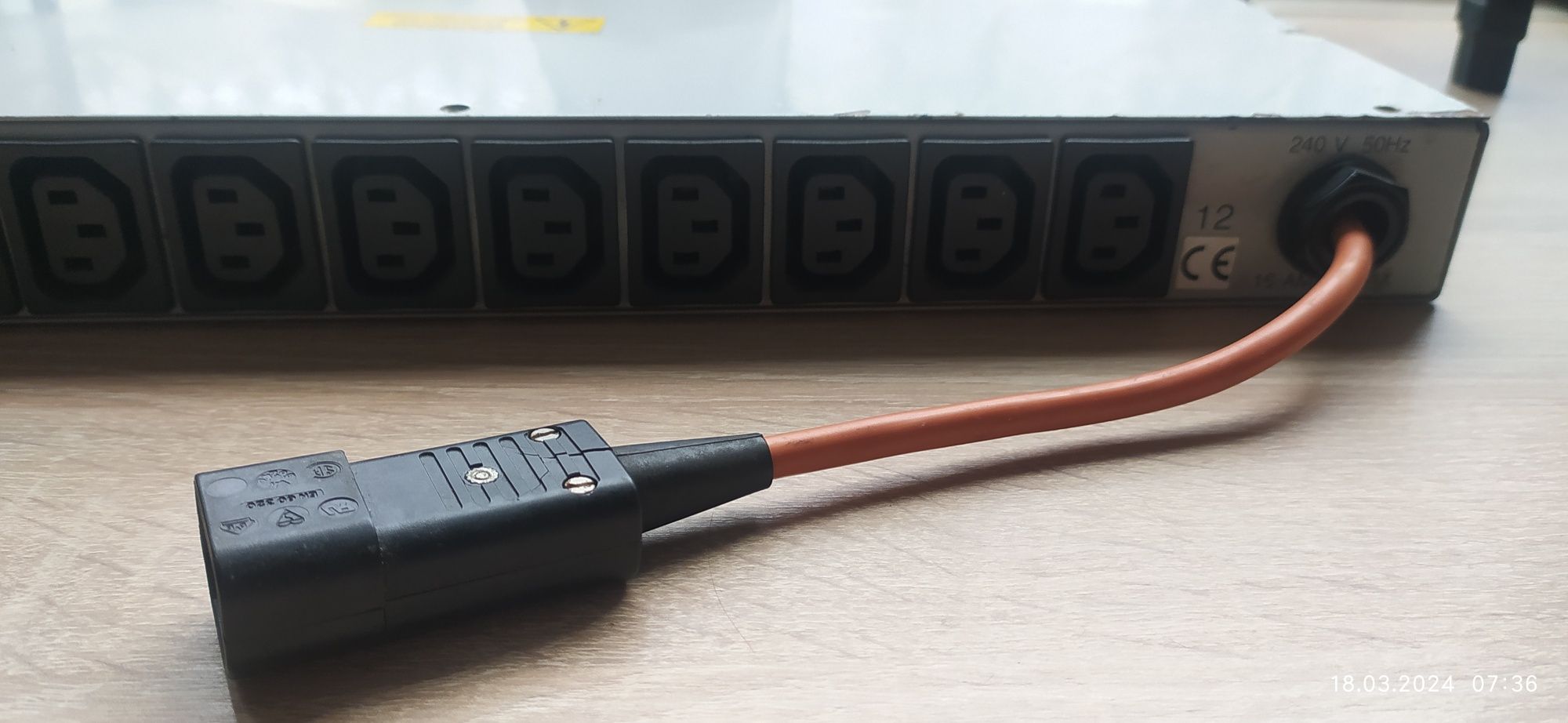 Listwa 230 v swich