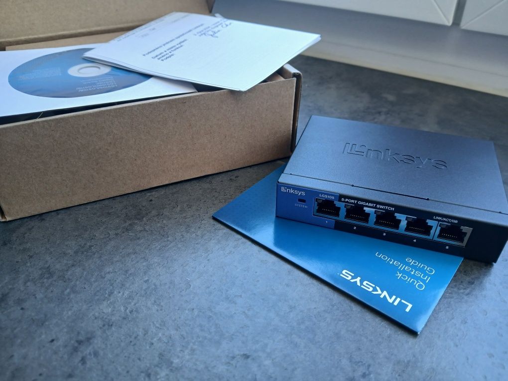 Ethernet Splitter 5-Port Switch