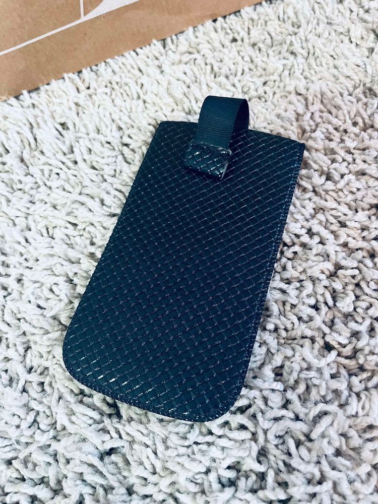 Etui na telefon czarne case pokrowiec czarny