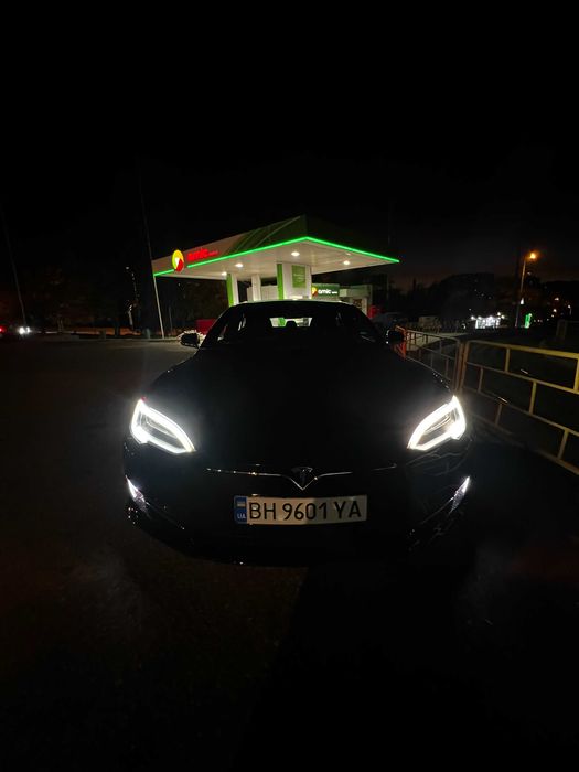 Tesla model S 100d