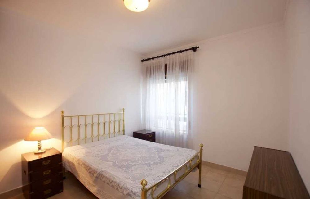 Armação de Pêra, T2 Frente á Praia dos Pescadores com Terraço Privado