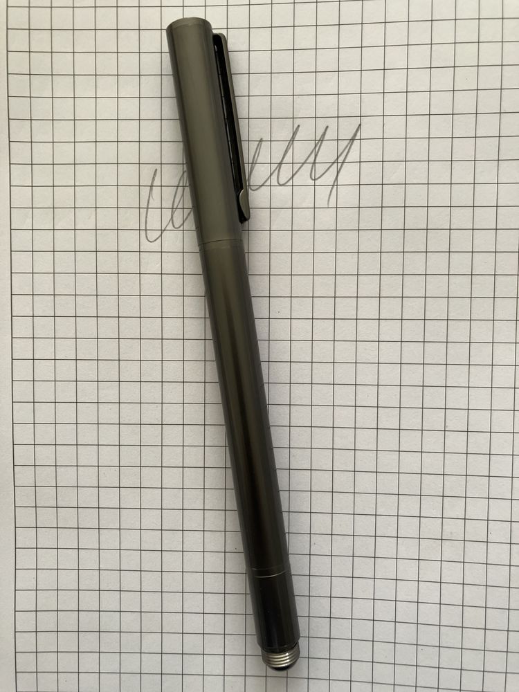 Металическая шариковая ручка с карандашем 2 в 1.