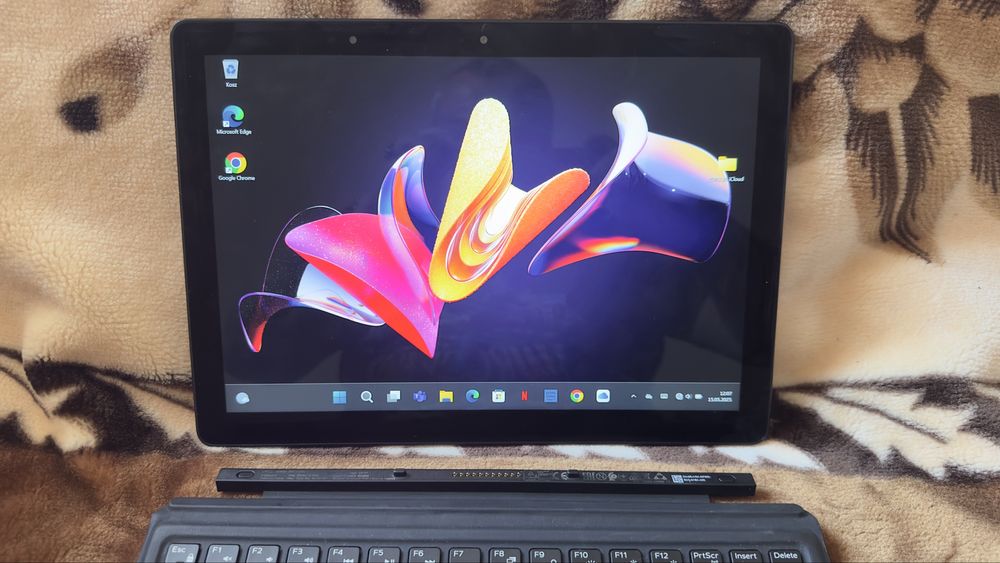 Laptop DELL Latitude i5-8350U CPU; LTE; 2-in-1, 1TB; 16 GB RAM;