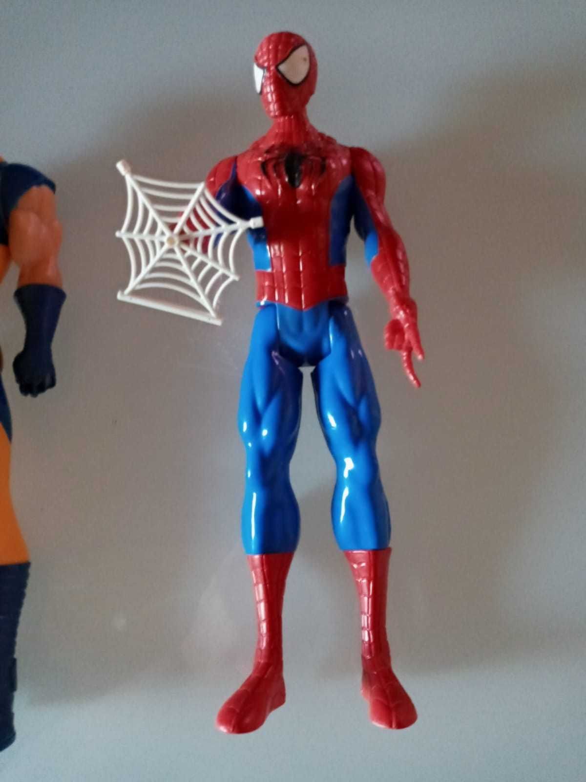 1 Wolverine e 1 homem aranha com 30cm