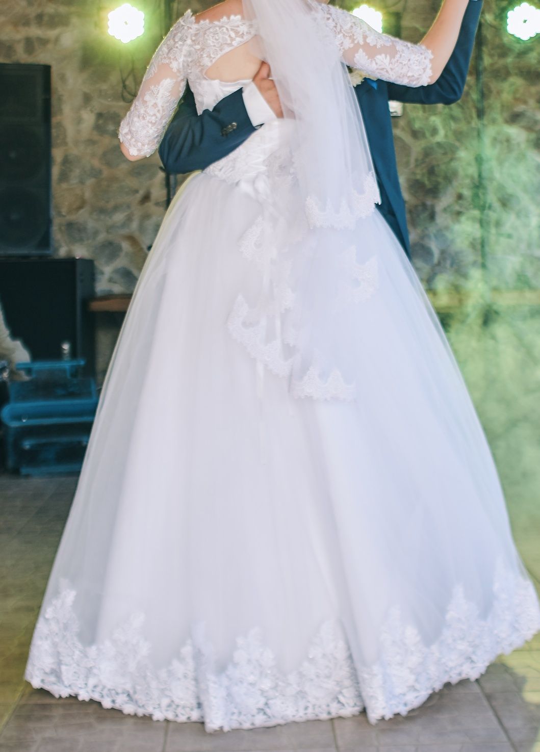 Весільне плаття невінчане