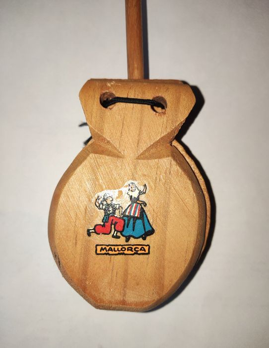 Испанские кастаньеты на палочке Mallorca