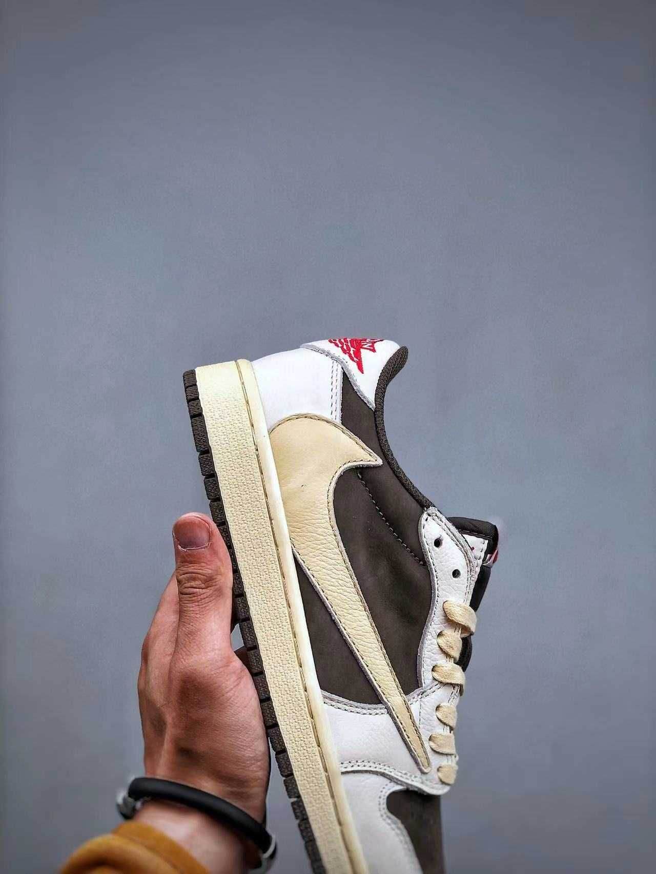 Travis Scott vs Fragment vs Air Jordan 1 Low"Military Blue"