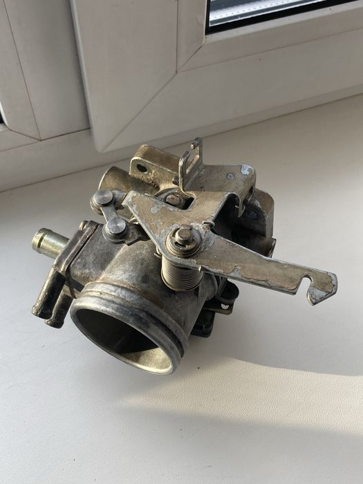 Дросельная заслонка BMW m20b20