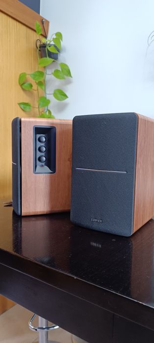 Colunas amplificadas Edifier