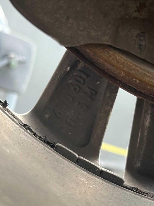 Felgi Skoda Fabia III 3 Lift 5x100 6J ET38 6V0.601.025M