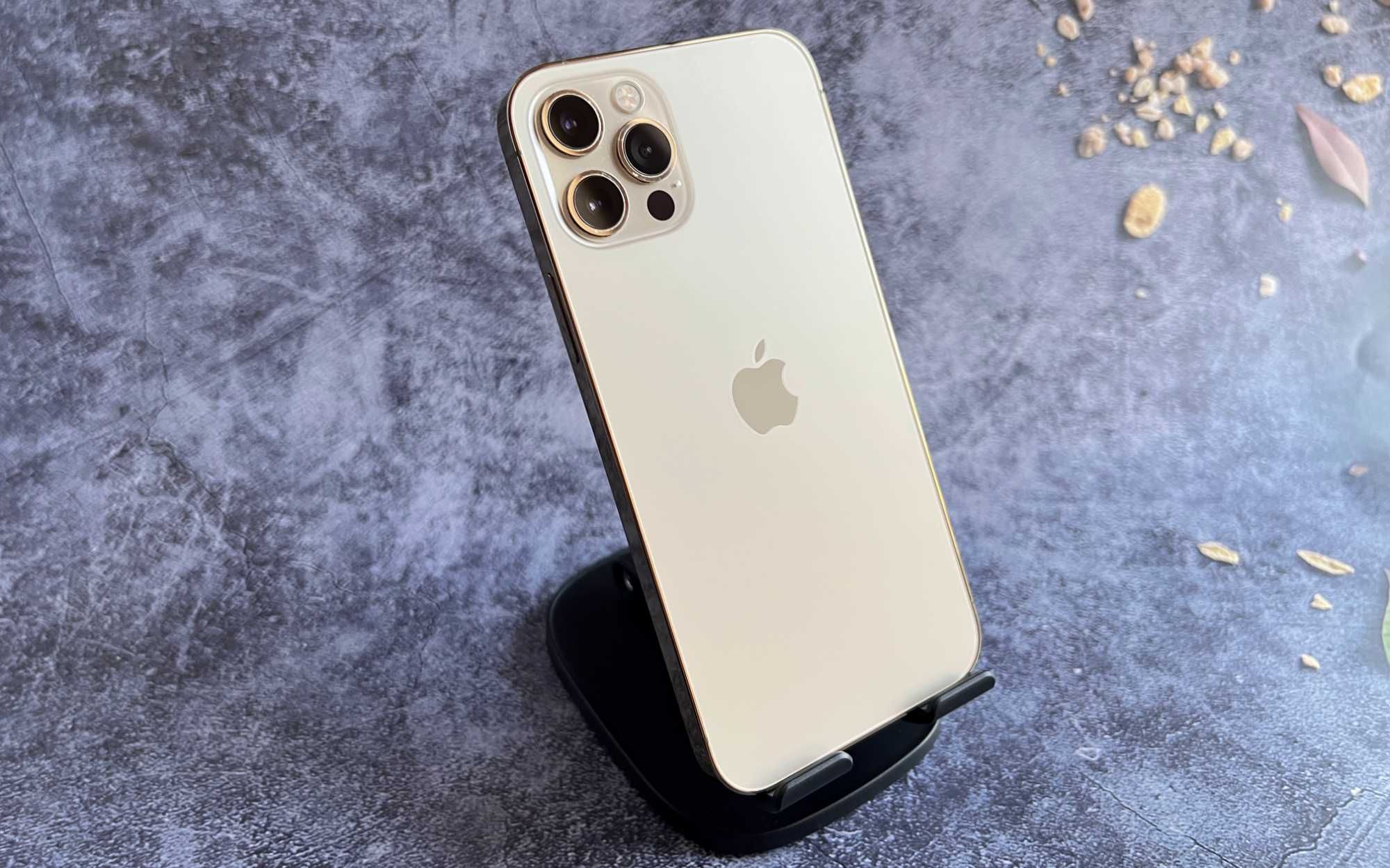 iPhone 12 Pro 128 Gold Neverlock. Чохол + скло у подарунок