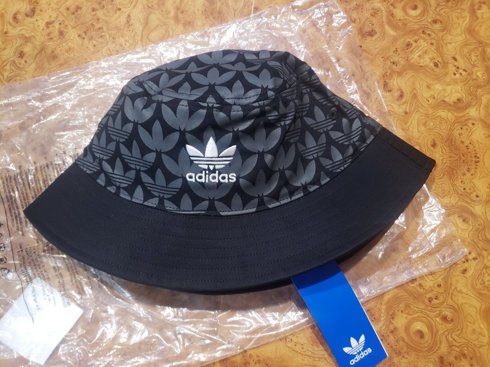 Adidas Originals панама