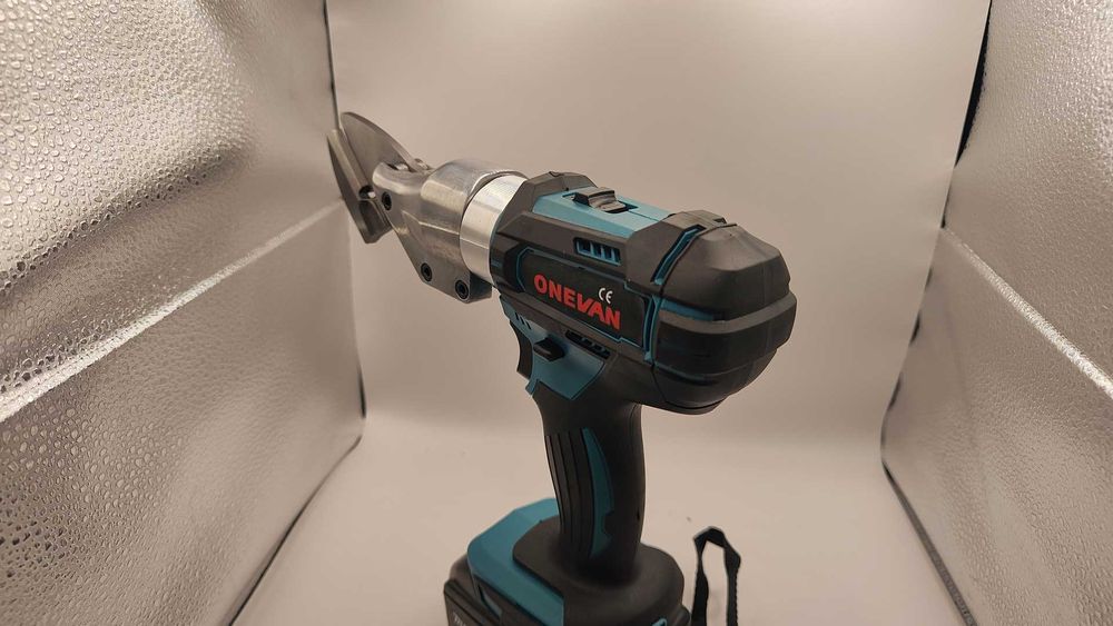 Nożyce do cięcia blachy / akumulatorowe / do aku Makita 18v