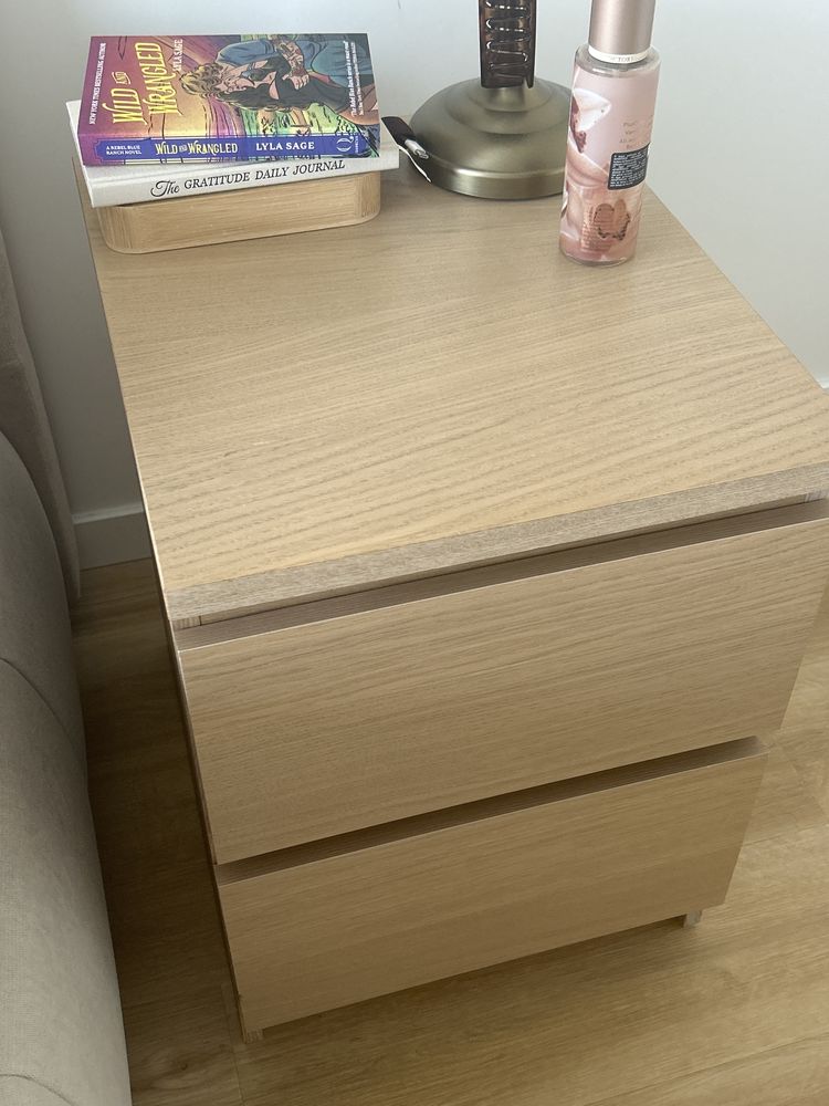 Mesa de Cabeceira IKEA como nova