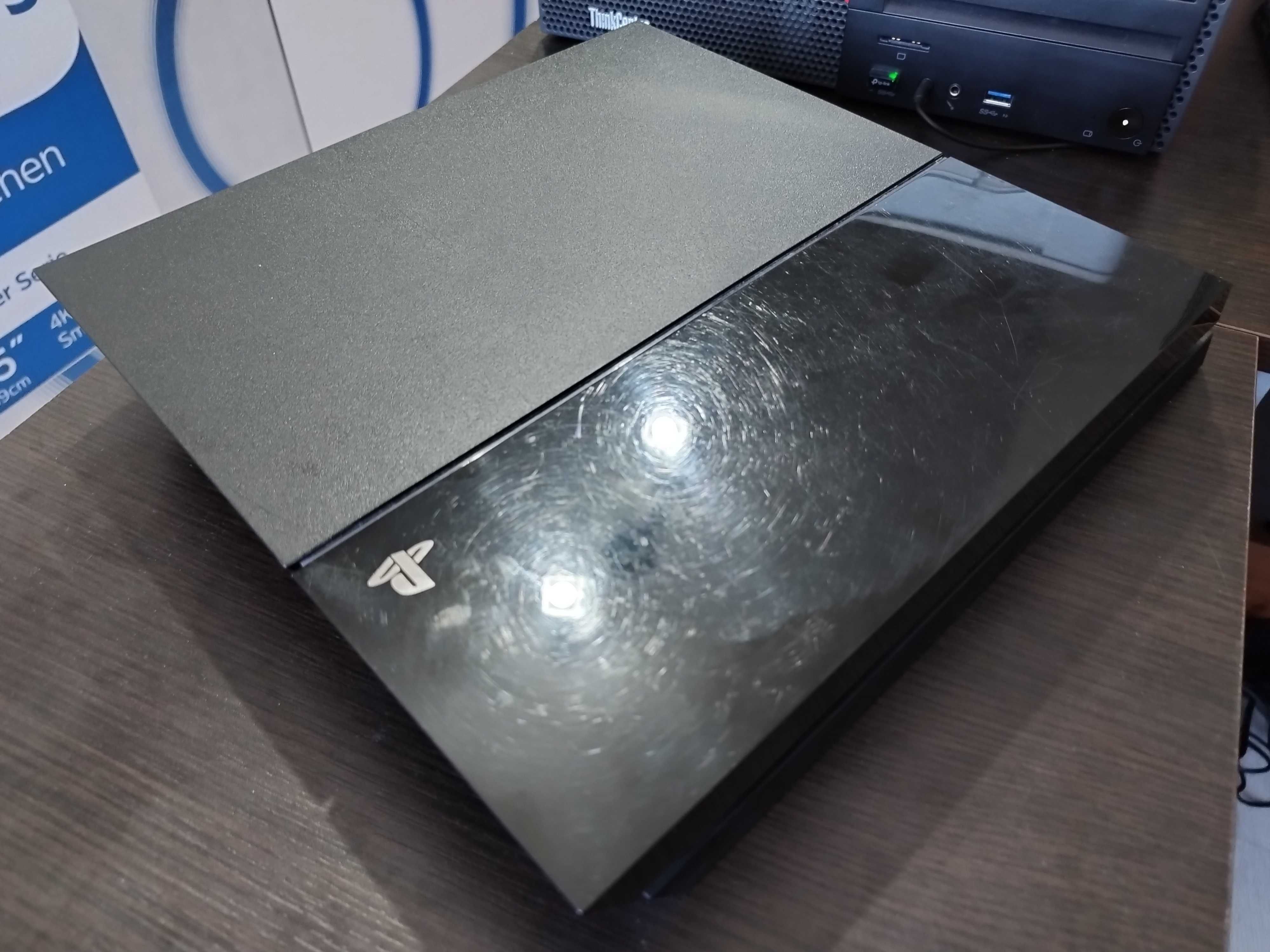 Konsola Sony PlayStation 4 500 GB czarna