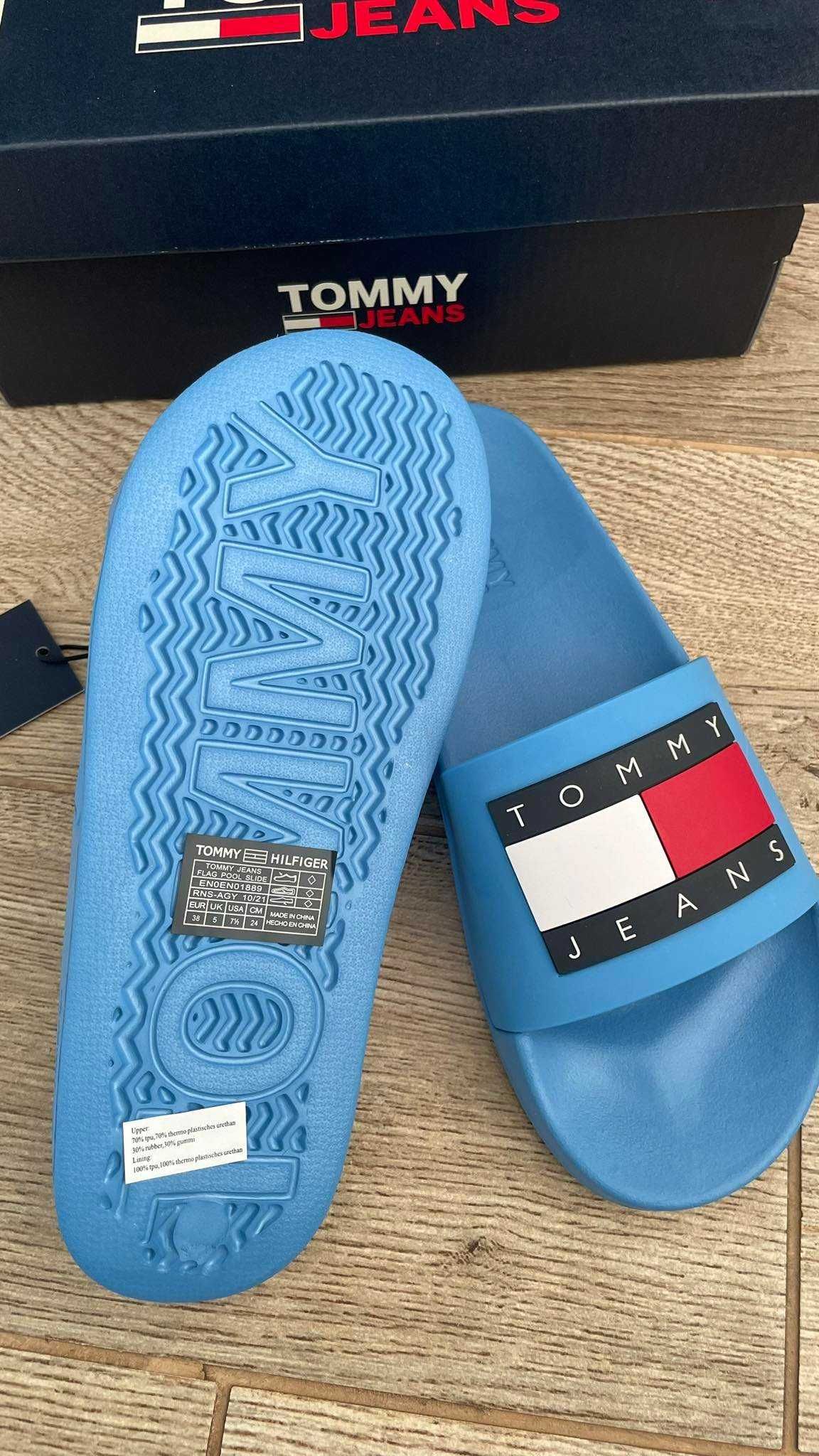 Tommy Jeans buty klapki flag pool slide blue crush 39