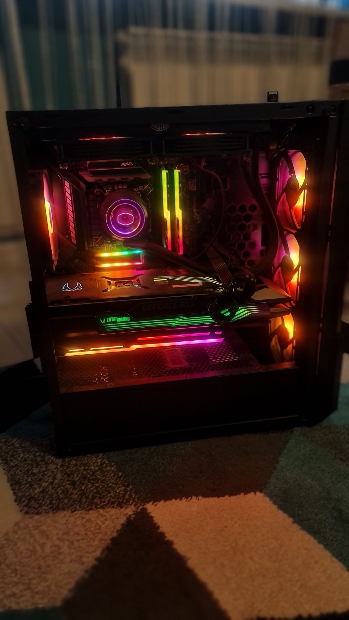 Komputer stacjonarny I7 10700k, 64 Gb ram, rtx 3070ti