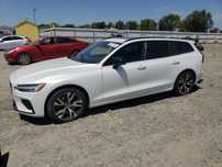Volvo V60 T5 R-design/Harman Kardon/Nieduże uszkodzenia