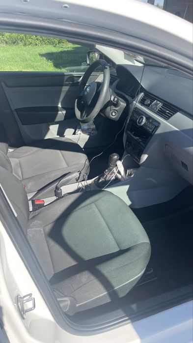 Bezwypadkowa skoda rapid 2015