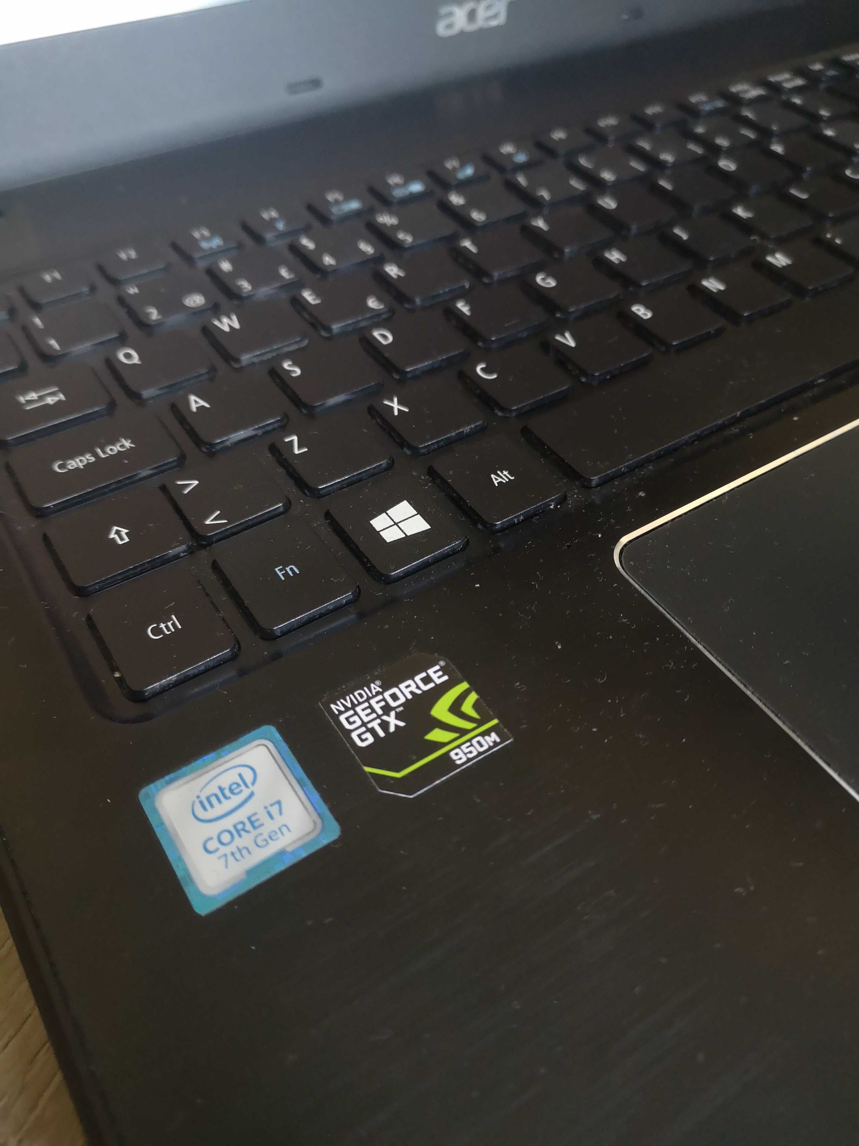 Portátil Acer Aspire F 15