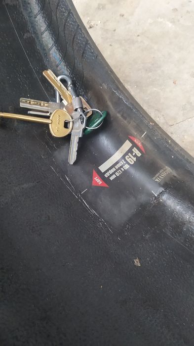 Шини зима / winter  pirelli sottozero 3 255/35 R21 98v