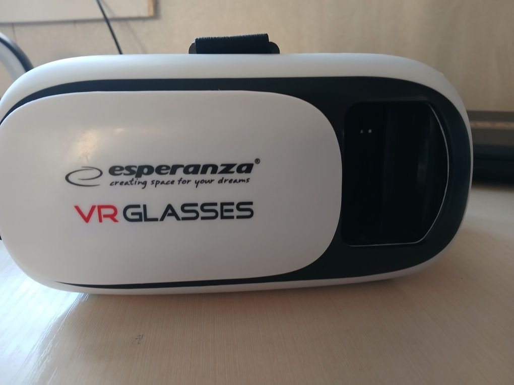 VR очки с телефона Б/У в хорошем состоянии