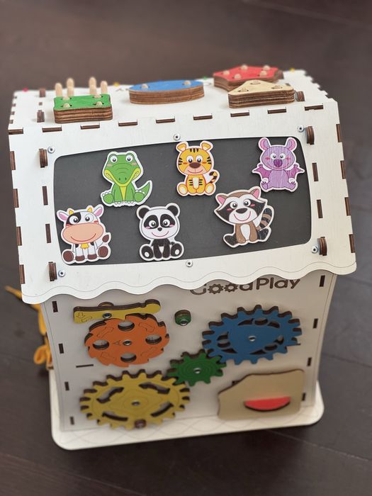 Бізіборд будиночок розвиваючий GoodPlay