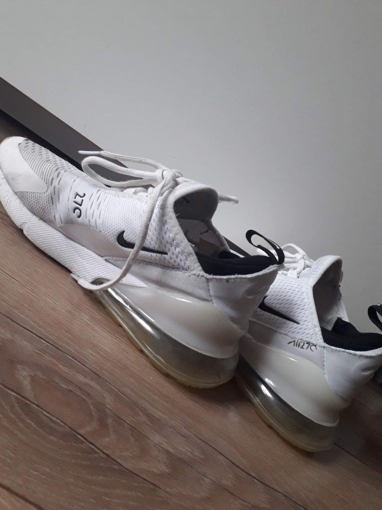 Sprzedam buty nike air max270