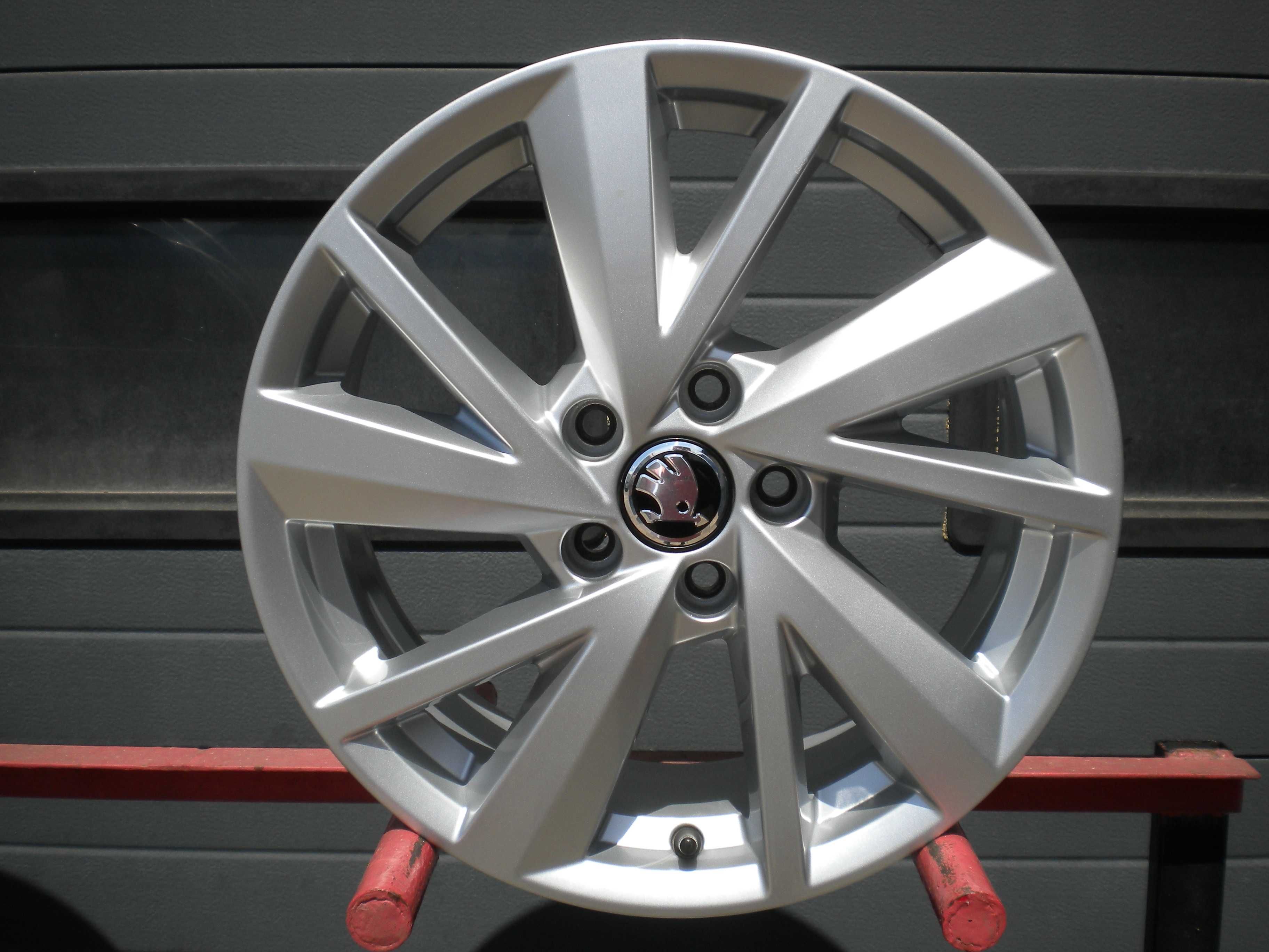 Felgi aluminiowe 17 5x112 Oryg Audi Q2 Skoda Octavia Karoq