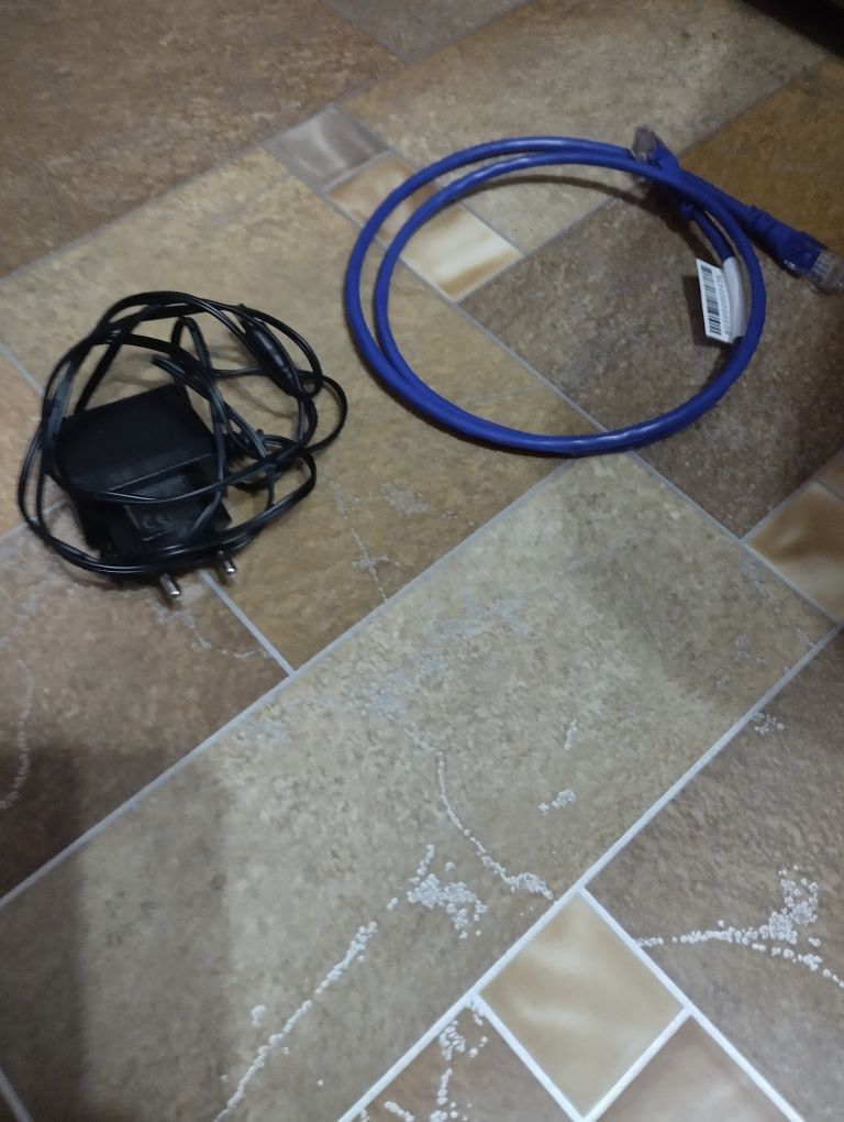 Продам wi-fi роутер asus 1200 v2