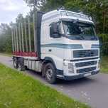 Volvo 6x4 do lasu