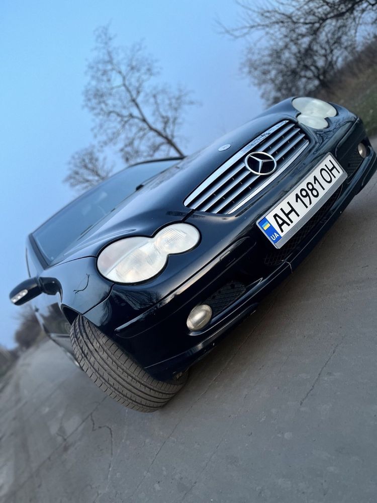 Продам! Mercedes C180