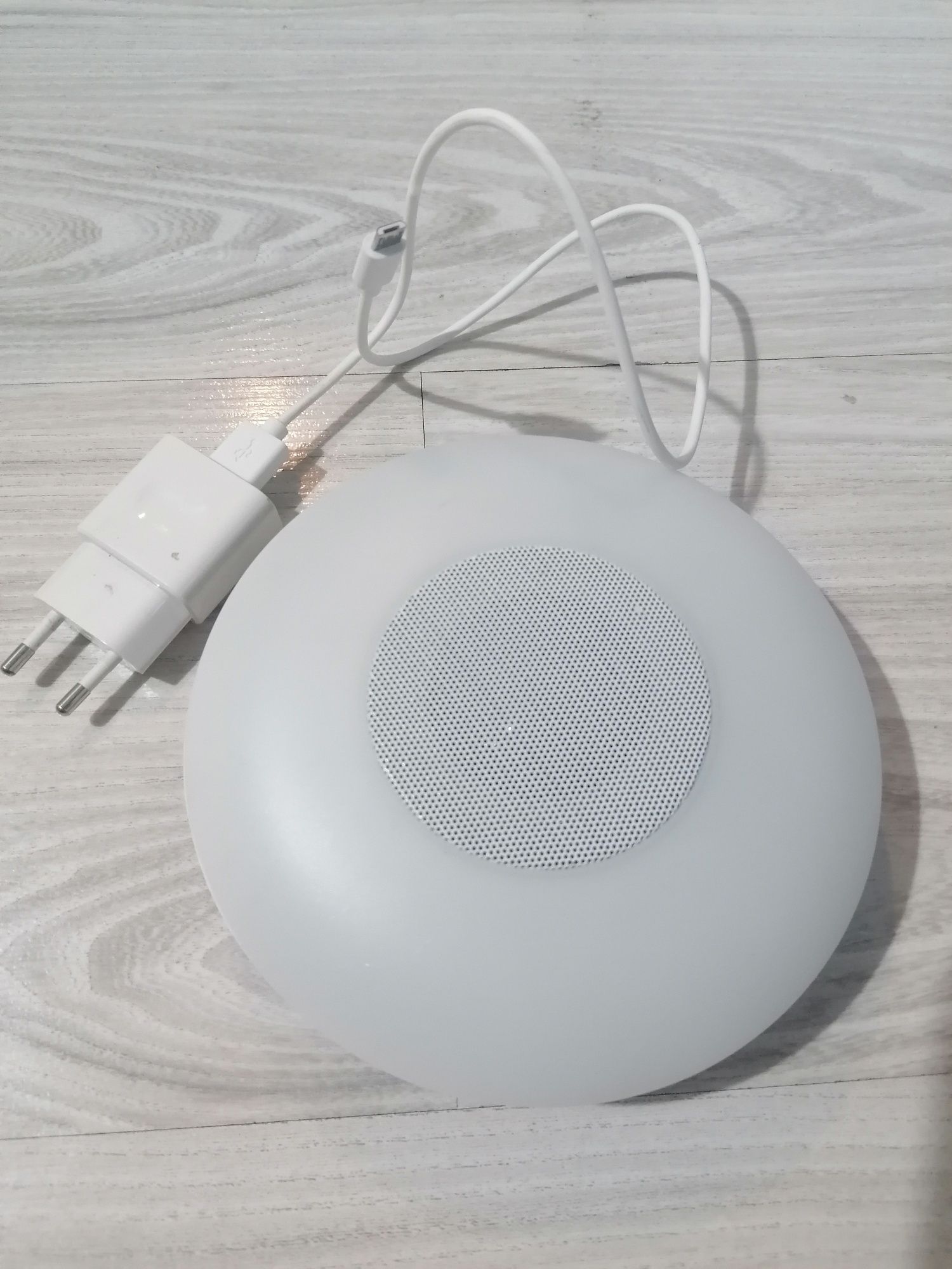 Głośnik bezprzewodowy Bluetooth! Stan bdb. Zmienia kolor!