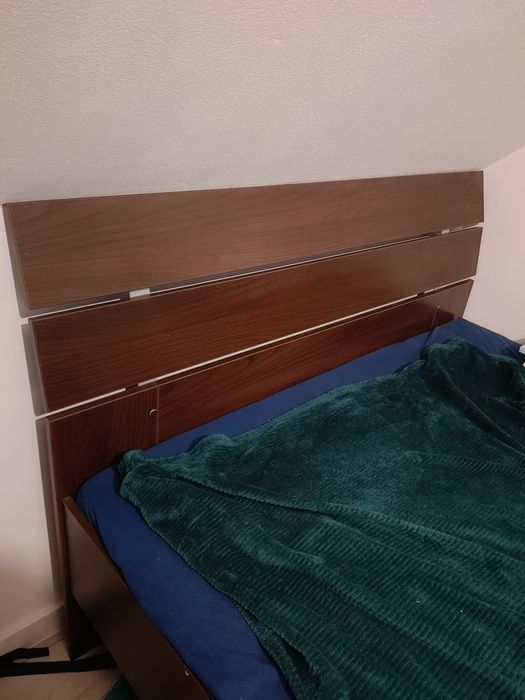 Sprzedam Łóżko sypialniane 140x200