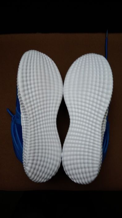 Ténis senhora, 37, novos.