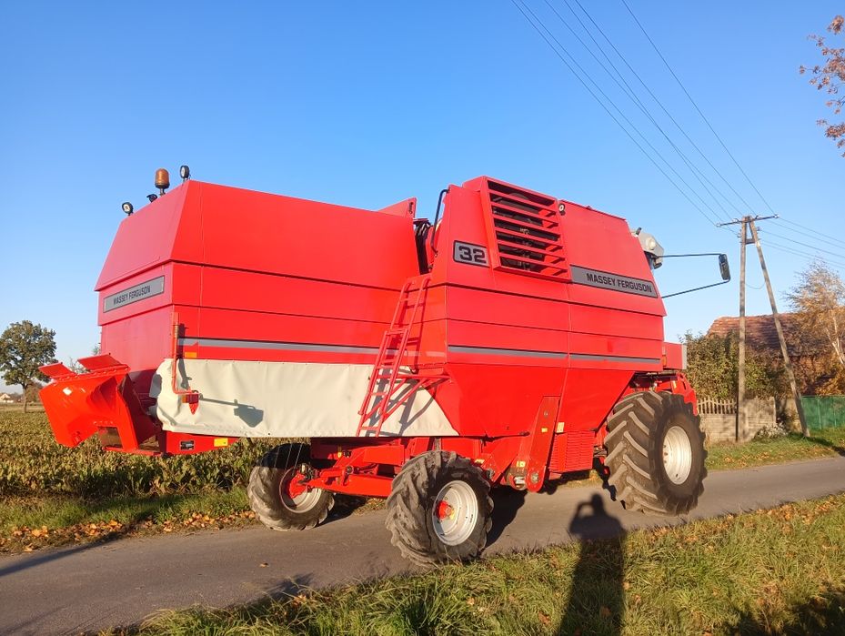 Massey Ferguson 32