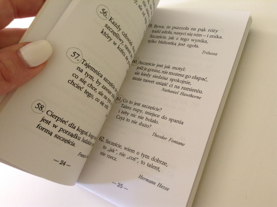 SKRAWEK NIEBA 365 MYŚLI O SZCZĘŚCIU aforyzmy cytaty złote myśli hygge