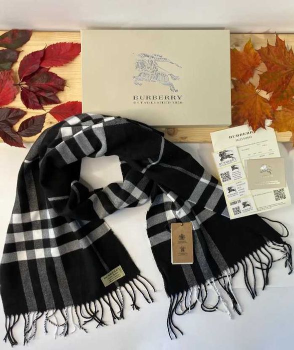 Шарф Барберрі Чорний в клітинку Шарф Burberry
