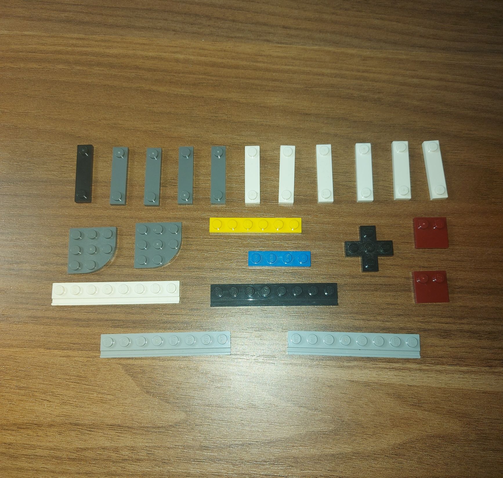 LEGO - niestandardowe płytki 1×4, 2×2, 1×8 i inne