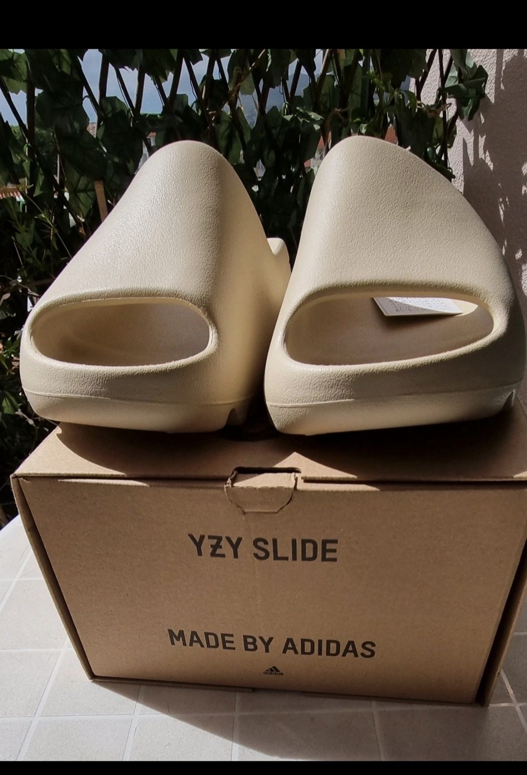 Adidas yeezy slide bonne