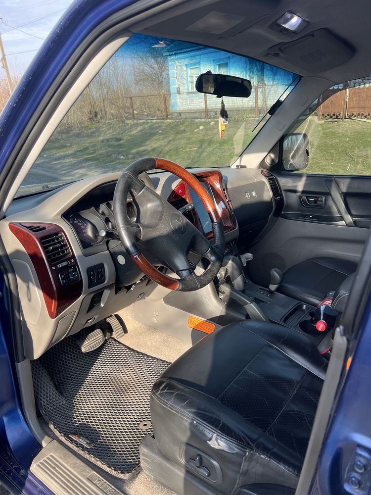 Mitsubishi Pajero Wagon