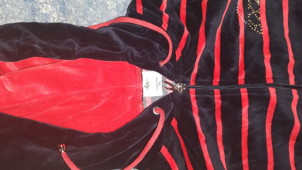 Костюм спортивный