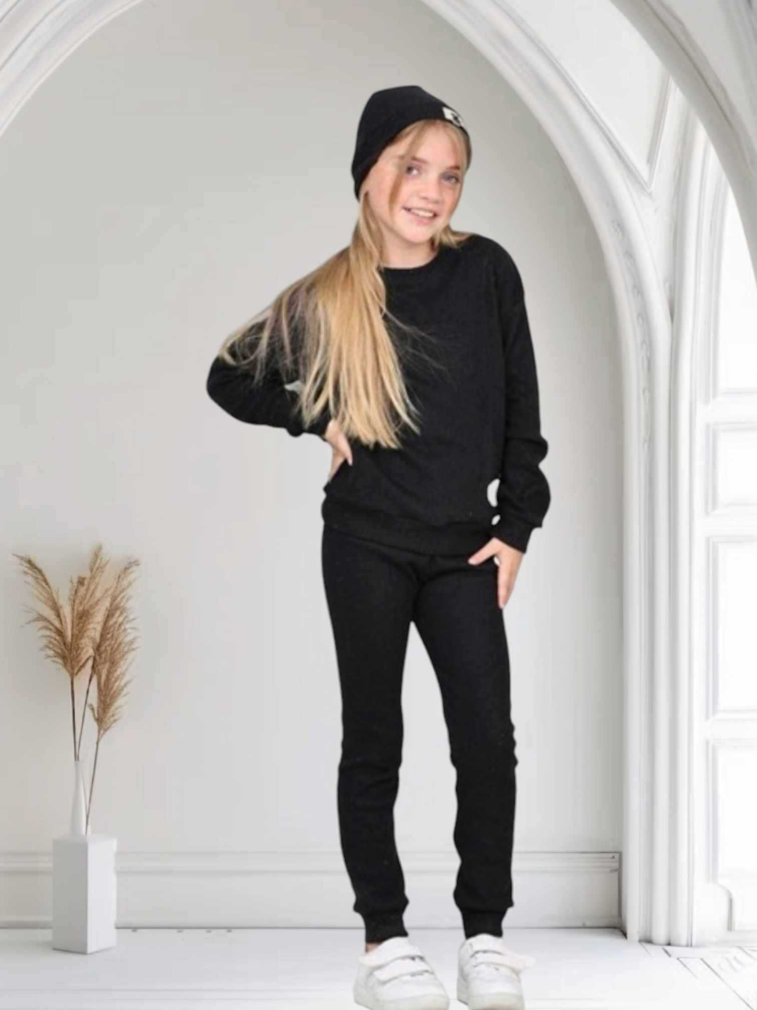 Nowy dres dla dziewczynki 116 cm