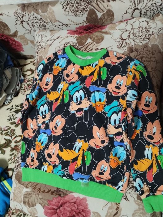 Одяг дитячий різний 104-110.Комплект. За все 650, домашній одяг відам