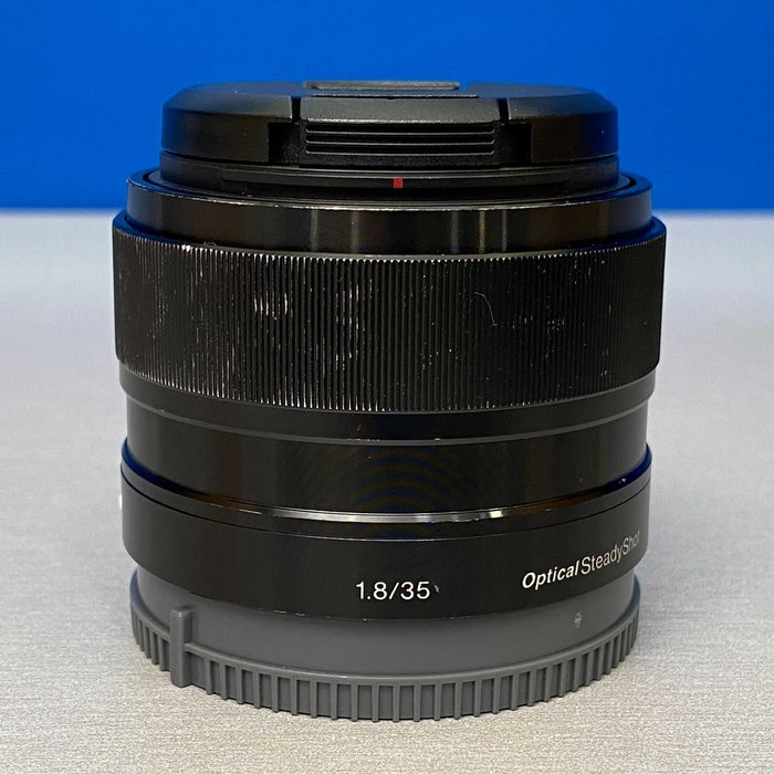 Sony E 35mm f/1.8 OSS