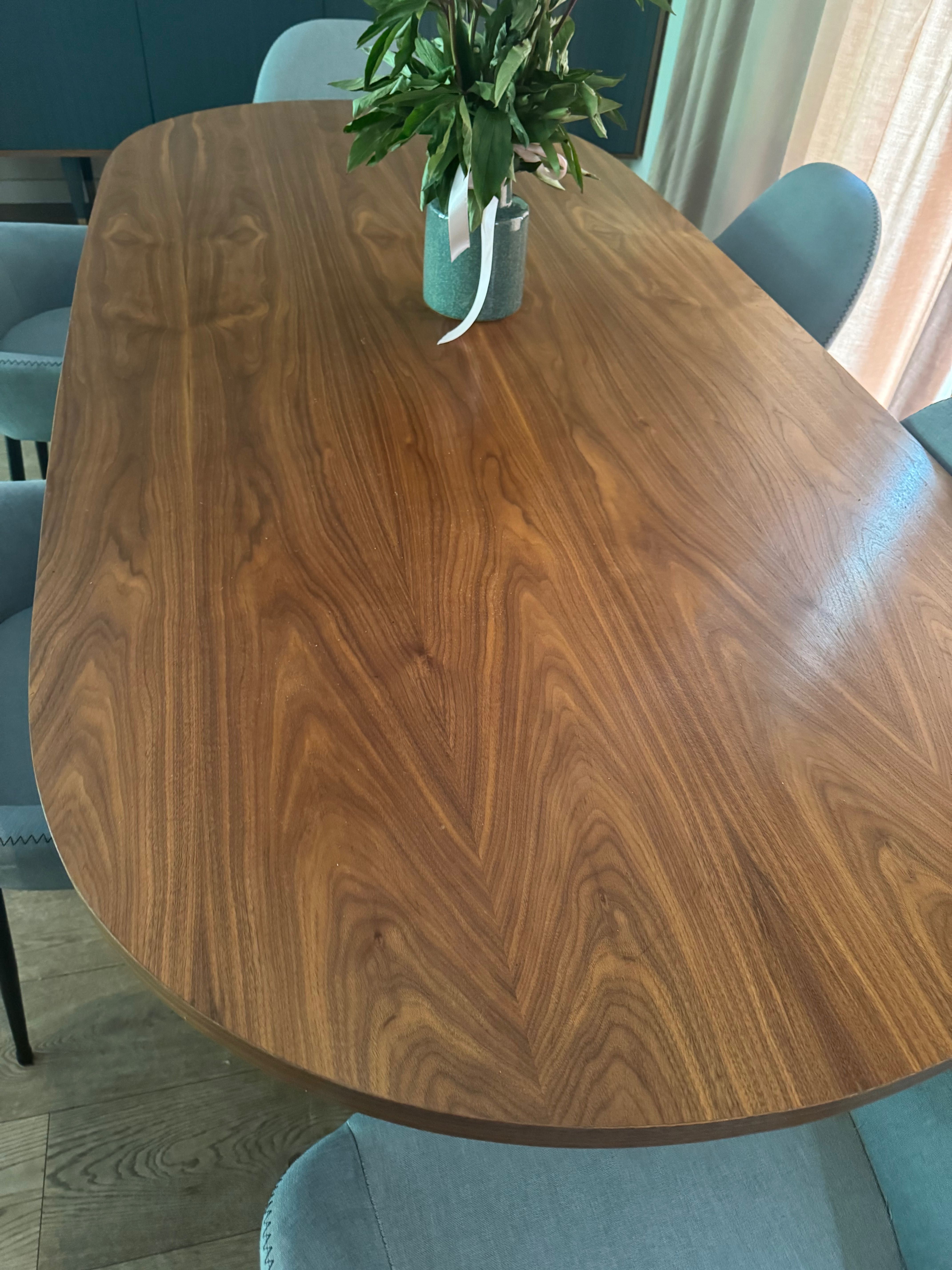 Design Stół orzech + 8 krzeseł