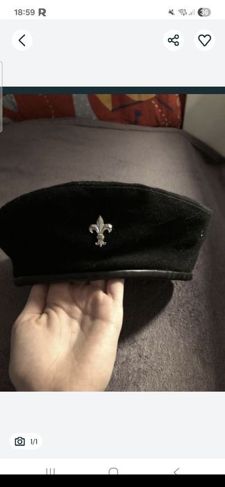 Beret harcerski.
